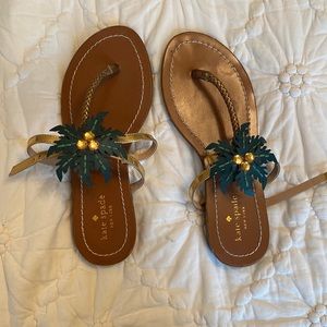 Gorgeous Kate Spade palm tree sandals! Size 7